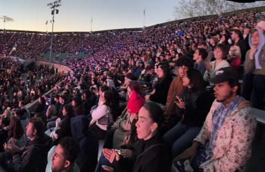 फरेस्ट हिल्स स्टेडियममा मानवसागर, जोहरानले गरे शक्ति प्रदर्शन (भिडियो सहित)